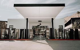 V Capri Palm Springs, A Dolce By Wyndham